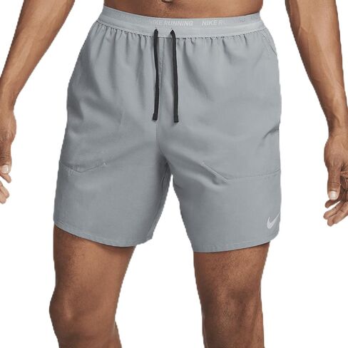 Nike Dri-FIT Stride Men's 7" Unlined Running Shorts in Saudi Arabia