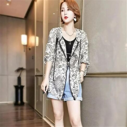 Women Printing Large Size Thin Sunscreen Clothing Jacket Summer Cardigan Loose Sunscreens Coat in Saudi Arabia