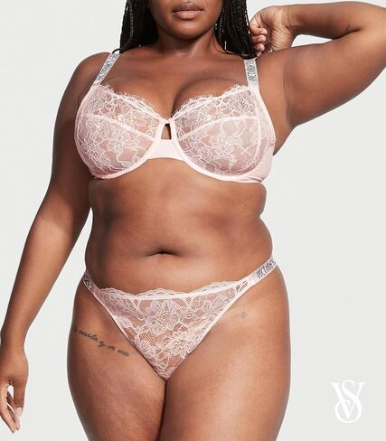 ملابس داخلية نسائية من الدانتيل من Victoria's Secret، سراويل داخلية نسائية، مجموعة مثيرة جدًا، أحمر (S) in Saudi Arabia