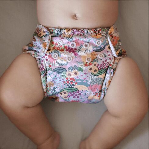 Esembly Try-It Kit - Cloth Diaper Starter Set with Organic Cotton Diapers, Waterproof Diaper Cover, Wet Bag, and Laundry Detergent - Fantastic Fungi, Size 1 (7-18lbs) in Kuwait