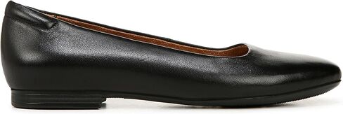 Naturalizer Women's Kelly-Ballet Flat in Saudi Arabia