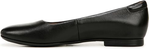 Naturalizer Women's Kelly-Ballet Flat in Saudi Arabia