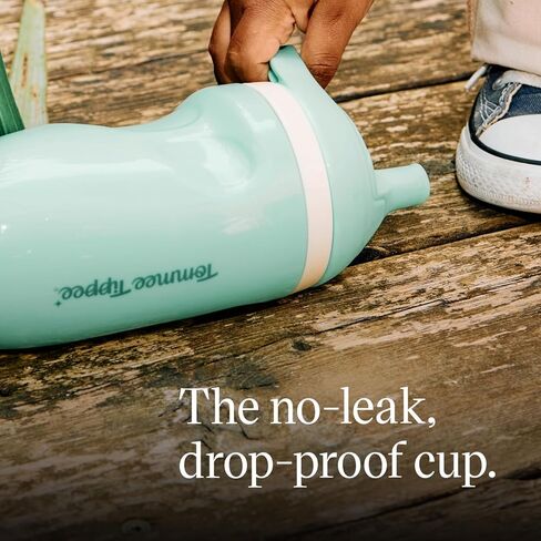 Tommee Tippee Insulated Sporty Bottle, 9oz, No Spill Toddler Water Bottle For 12 months +, Two-Piece Valve Helps Stop Spills, Pack of 2, Light Blue and Orange in Kuwait