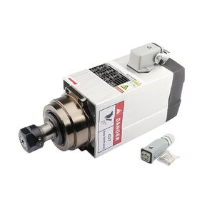 Engraving GDZ93-82-1.5kw Square Air Cooled Spindle Motor ER20 Chuck with 4 Bearing Milling Spindle For CNC Carved Wood Router Accessories(1.5kw 220V square)