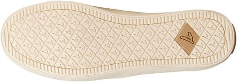حذاء رياضي نسائي ماركة Sperry Crest Twin Gore in Saudi Arabia