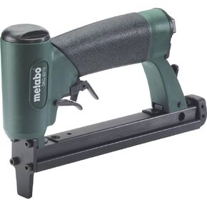 Metabo DKG 80/16 (601564500) Compressed Air Staple Tools/Nailers Plastic Case Staple Type: 80 Staple Length: 4 - 16 mm Working Pressure: 5 - 7 Bar
