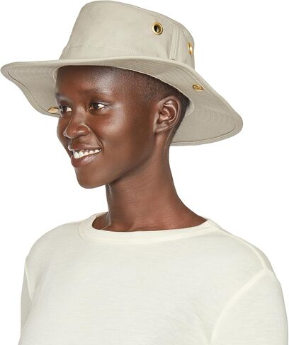 Tilley Standard Classic T3, Khaki, 7 3/4 in Saudi Arabia