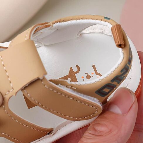 Baby Boy Girl Squeaky Sandals Summer Light Up Cute Bear Sandal Closed-Toe Non Slip Soft Sole Shoes Toddler First Walker Shoes in Saudi Arabia