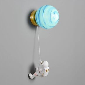 رائد الفضاء AstrodyMableLedWallsConcesForkidsbedRoomCartoonResinModernWlightbedSidewallmountedLampmmoNshapedesignwalllampforboysgirlsroomchildrennursery