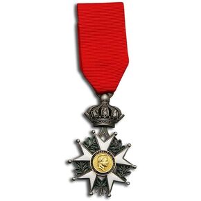 Emperor Napoleon of France Legion of Honour - HONNEUR ET PATRIE - Senior Knight Officer Regiment Medal - Unique Brooch Badge Novelty Jewelry Gold