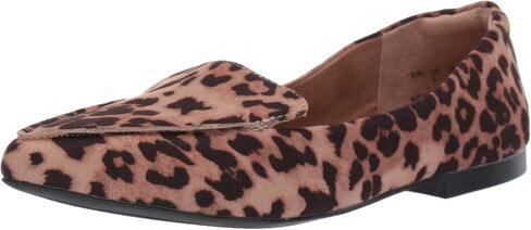 Amazon Essentials Women's Loafer Flat, Black Microsuede, 9 Wide in Saudi Arabia