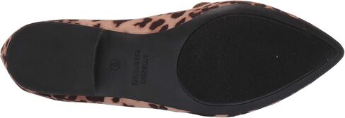Amazon Essentials Women's Loafer Flat, Black Microsuede, 9 Wide in Saudi Arabia