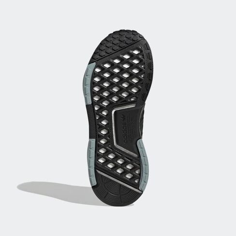 حذاء اديداس NMD_V3 للأطفال in Kuwait