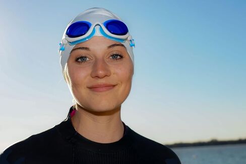 نظارات السباحة على شكل ثعبان وخنزير باسيليسك، مريحة ومناسبة للبالغين من الرجال والنساء والشباب والأطفال (الأزرق والأبيض، عدسات زرقاء) in Kuwait