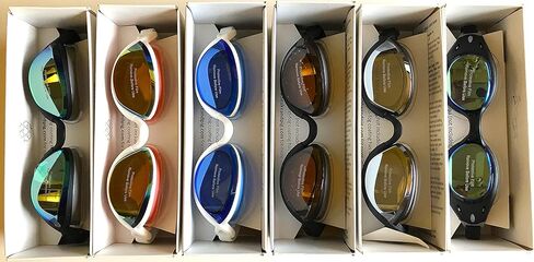 نظارات السباحة على شكل ثعبان وخنزير باسيليسك، مريحة ومناسبة للبالغين من الرجال والنساء والشباب والأطفال (الأزرق والأبيض، عدسات زرقاء) in Kuwait