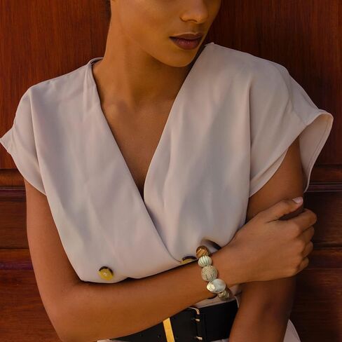 سوار متعدد الخرز من Coiris سوار خشبي من الأكريليك وخرز مكتنز قابل للتمدد هدية للنساء (BR-1215) in Kuwait