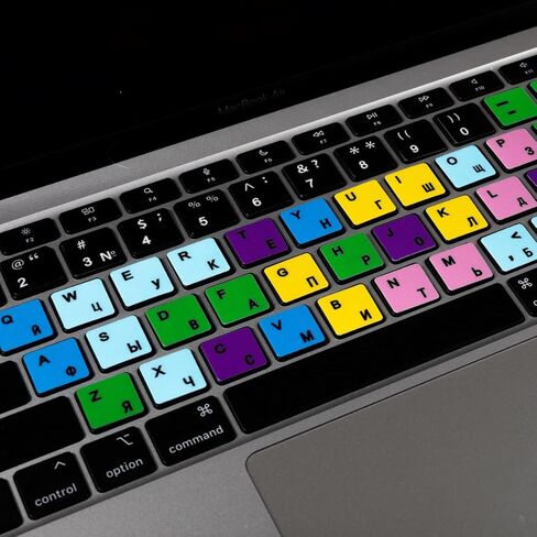 ملصقات لوحة المفاتيح الروسية العالمية لجهاز MacBook PC والكمبيوتر المحمول والكمبيوتر المحمول وسطح المكتب | ملصقات بديلة للوحة المفاتيح الأبجدية الإنجليزية الروسية (أسود وأرجواني) in Kuwait