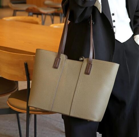 حقيبة يد نسائية من الجلد الطبيعي ذات سعة كبيرة ومحفظة جيب in Kuwait