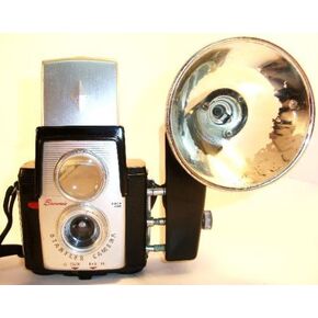 كاميرا Kodak Brownie Starflex مع فلاش