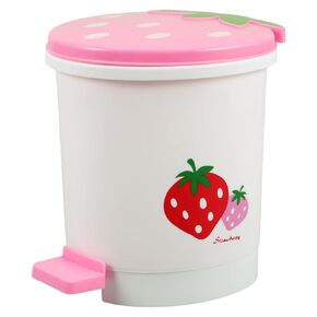 Adorable Strawberry Desktop Trash Bin Compact Plastic Wastebasket Cute Cartoon Mini Garbage Can for Office Bathroom Small Spaces