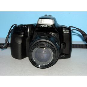 Konica Minolta Maxxum 300si Film Camera