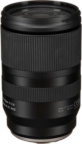 عدسة تامرون 17-70 ملم f/2.8 Di III-A VC RXD متوافقة مع Z Mount in Kuwait