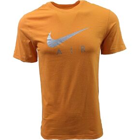 تيشيرت Swoosh Air Metallic Graphic للرجال من نايكي (صغير، ذهبي/فضي) in Saudi Arabia