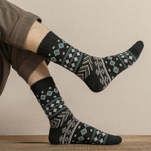 TAXCAIX 5 Pack Winter Socks For Men Women Couple Socks Thick Warm Soft Free Size 6-11 in Kuwait