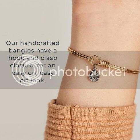 لوكا + داني | سوار لوف نوت بانجل للنساء، صنع في الولايات المتحدة الأمريكية in Kuwait