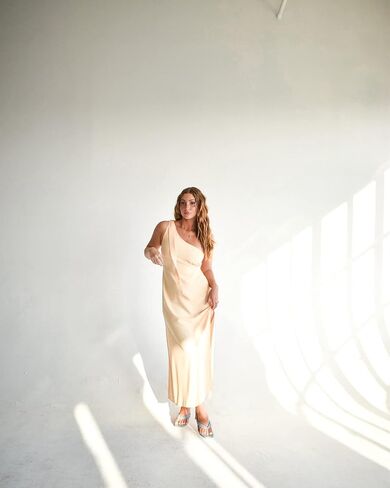 The Drop Women's Pela Banana One Shoulder Maxi Dress by @carolinecrawfordpatterson in Saudi Arabia