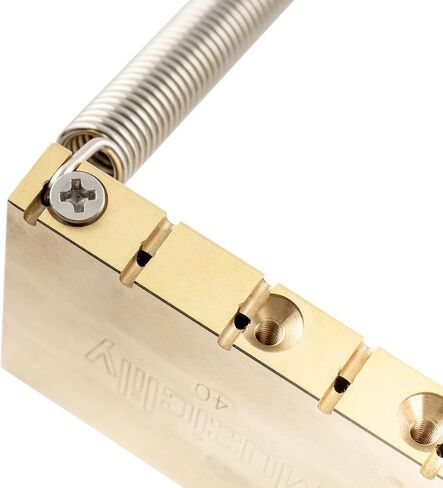 كتلة نحاسية صلبة للغاية من Musiclily للجيتار الكهربائي Gotoh GE1996T Floyd Rose Locking Tremolo Bridge، بطول 40 مم in Saudi Arabia