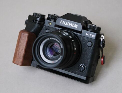 Ebony Walnut Wood Handle Grip for Fu ji Film XT5 Fuji Light Weight 45g Alloy Base (Ebony,Black Base) in Kuwait
