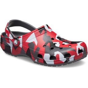 Crocs للجنسين كامو كامو السدادات