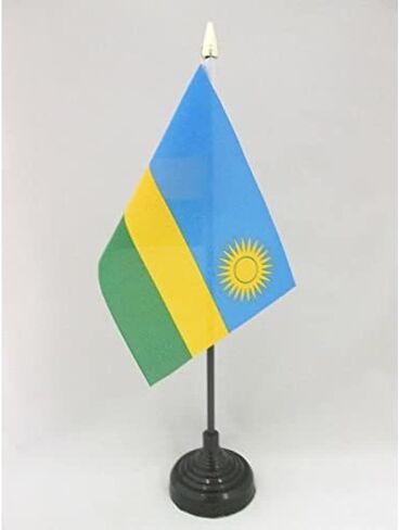 علم طاولة AZ FLAG رواندا 4 بوصة × 6 بوصة - علم مكتب رواندي 15 × 10 سم - قمة رمح ذهبية in Saudi Arabia