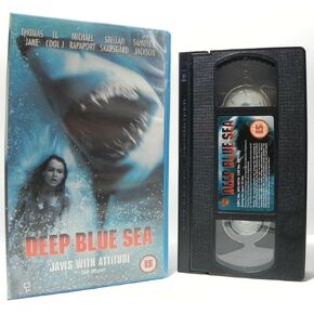 Deep Blue Sea VHS