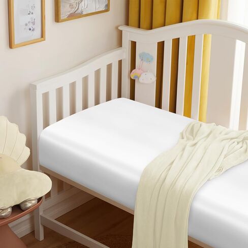 Entisn Satin Crib Sheets 2 Pack ، 28 × 52 × 8 بوصة ملاءات مرتبة ناعمة مزودة بالفتيات ، وبيضاء الحضانة باللون الأبيض والطفل ، حماية للجلد والشعر in Kuwait