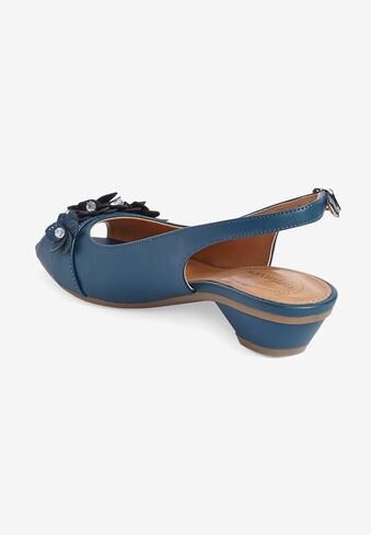 Comfortview Women's Wide Width The Rider Slingback in Saudi Arabia