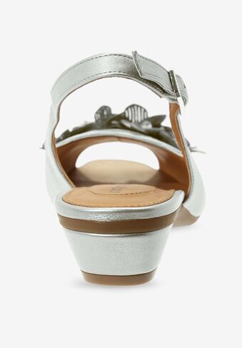 Comfortview Women's Wide Width The Rider Slingback in Saudi Arabia