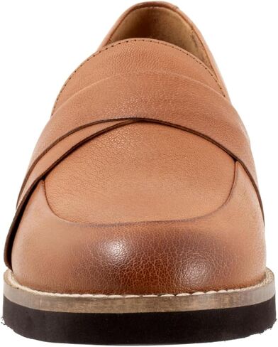 SoftWalk Women's Walsh Loafer in Saudi Arabia