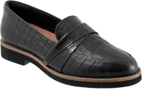 Softwalk Women's Walsh Loafer in Saudi Arabia