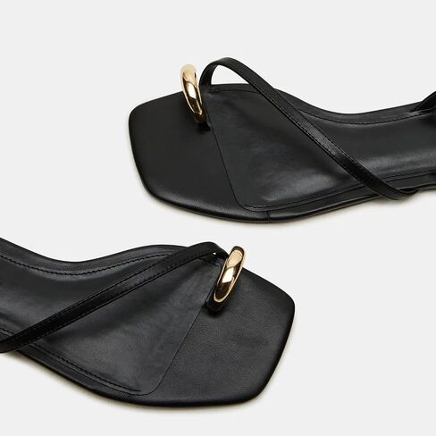 Yishaweiqi Metal Strap Strap Sandals مسطح للنساء خاتم أخمص القدم in Saudi Arabia