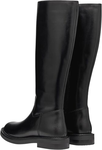 حذاء أزياء Geox Women's Bootie in Kuwait