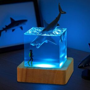 Shark Night Light for Kids, 3D Resin Shark & Divers Lamp with 7 Colors Changing LED Wooden Base, Mood Lighting for Bedroom Office, Unique Boys Girls Xmas Birthday Gifts