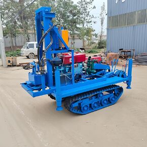 Hydraulic Crawler Water Well Drilling Rig, Compact Tracked Water Well Drilling Machine for Tight Spaces, 100m Versatile Rig with Quick-Assembly Tower & Rock Breaking Capacity
