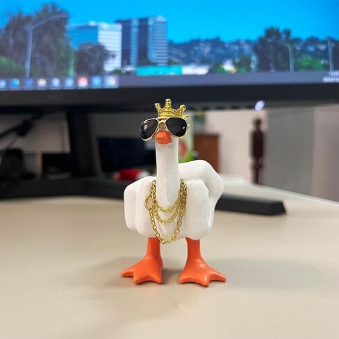 تمثال منحوتة من Finger Duck King Collectibles، تمثال راتنج بطة مضحك مع نظارات تاج صغير وقلادة، ديكور منزلي رائع، ملحقات السيارة مكتب المكتب المنزلي (أبيض وبرتقالي) in Saudi Arabia