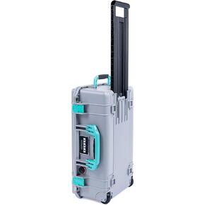 Silver Pelican 1535 Air Case with Teal Handles & Latches. يأتي فارغ وعجلات.