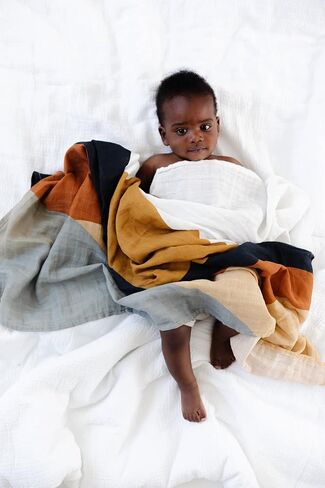 CLEMENTINE KIDS Muslin Infant Swaddles (Butterfly Collector) in Saudi Arabia