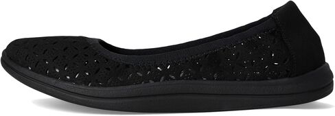 Clarks Women's Breeze Roam in Saudi Arabia