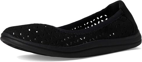 Clarks Women's Breeze Roam in Saudi Arabia