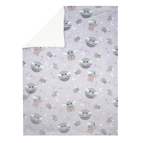 Lambs & Ivy Star Wars Friends Baby Yoda/Grogu Fleece Baby Blant in Kuwait